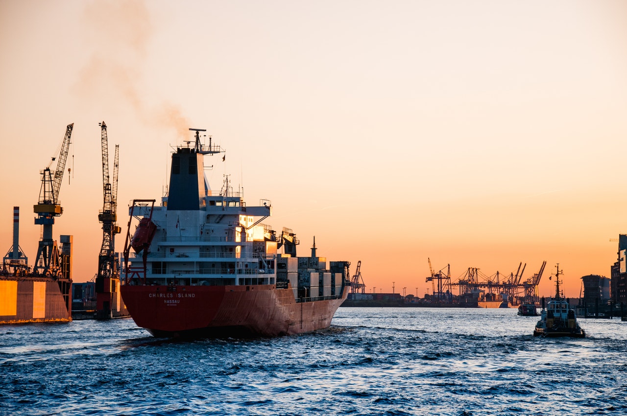 CSI_shippingt_pexels